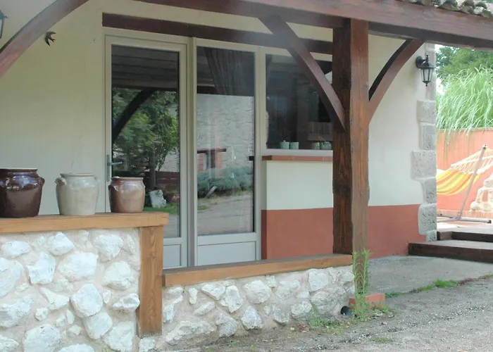 Roussel Dom wakacyjny Saint-Paul-dʼEspis