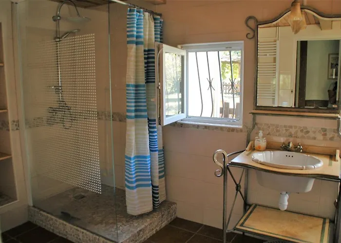 Roussel Dom wakacyjny Saint-Paul-dʼEspis