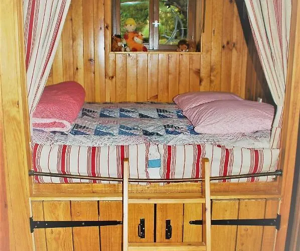 Roussel Dom wakacyjny Saint-Paul-dʼEspis